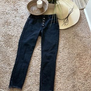 Black Abercrombie & Fitch High Rise Skinny Jeans Size 26